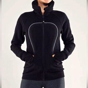 Lululemon Cuddle Up Jacket – Black – Size 8